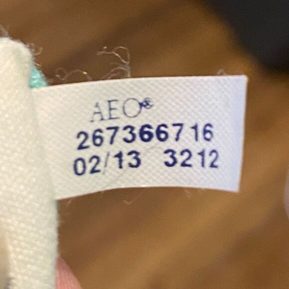 American Eagle Outfitters Top M Single Stitch Flocked Lettering Thrashed Grunge - Picture 9 of 11